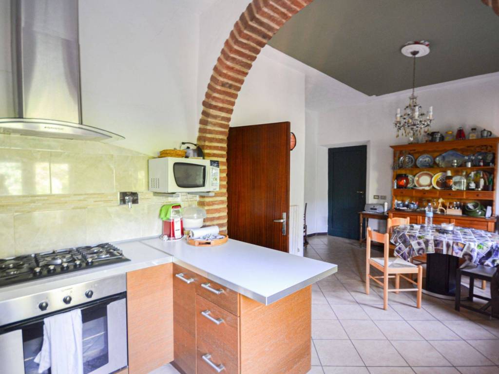 Villa a Castiglione del lago in Via Cellaio - Foto 4