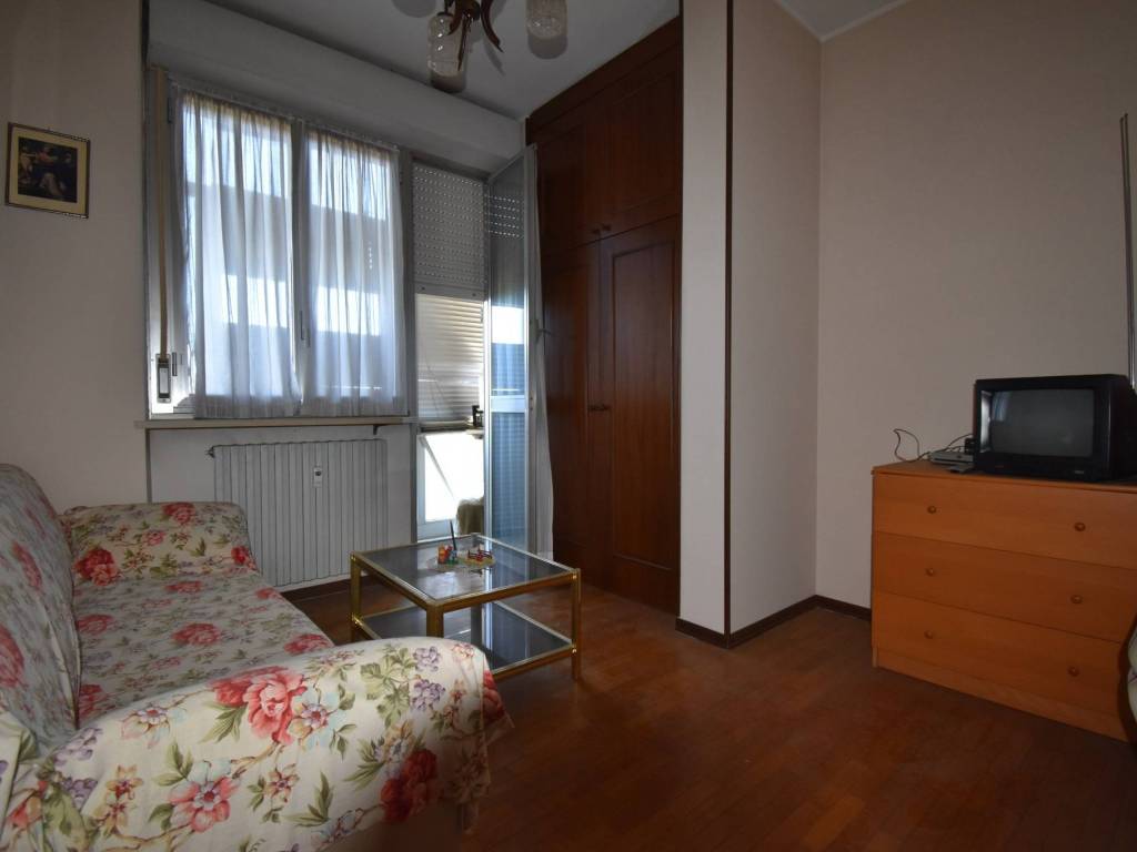 Appartamento a Agliano terme in Piazza Roma - Foto 5