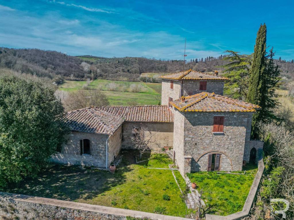 Rustico / casale a Poggibonsi in Strada Comunale del Cimitero di San Giorgio - Foto 2