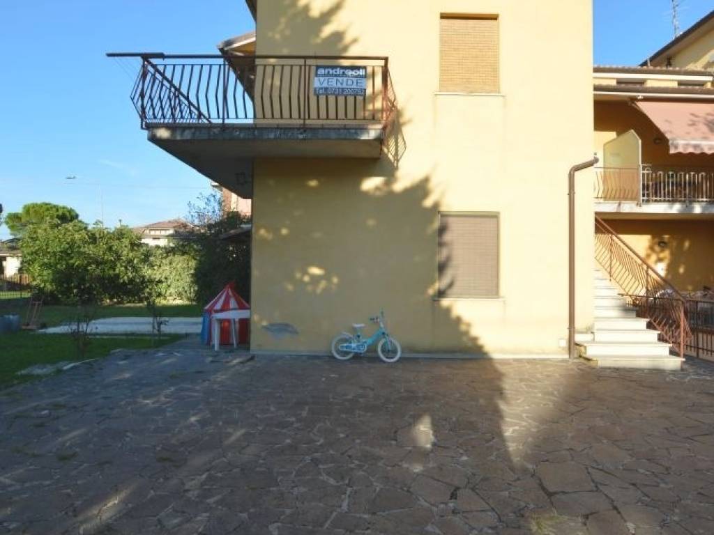 Appartamento a Cupramontana in Via Santo Eleuterio - Foto 2