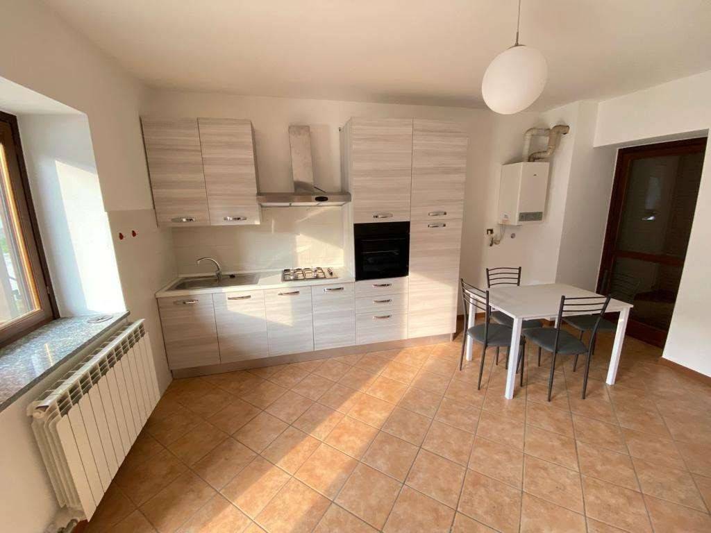 Appartamento a Castelletto sopra ticino in Aronco - Foto 2