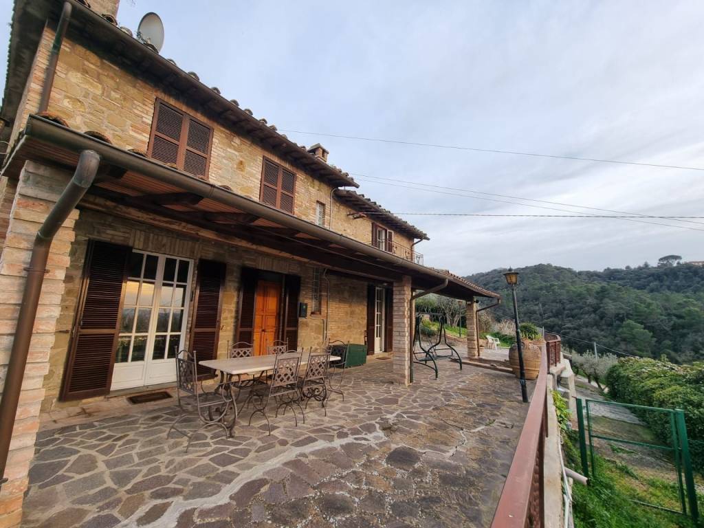 Villa a Torgiano in Via dell'Acquedotto - Foto 2