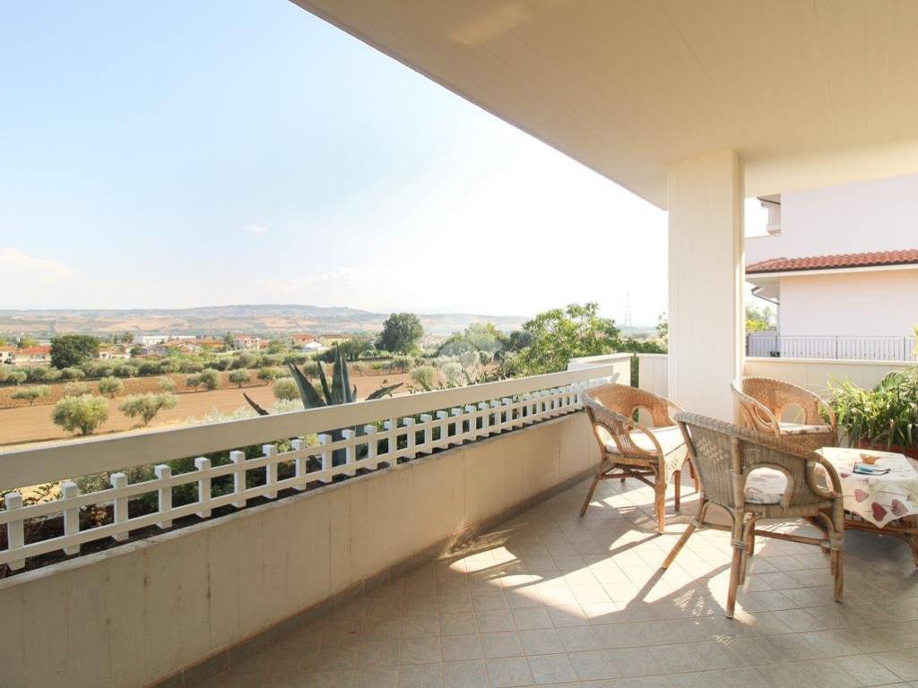 Villa a Roseto degli abruzzi in Via Salara, 65 - Foto 5