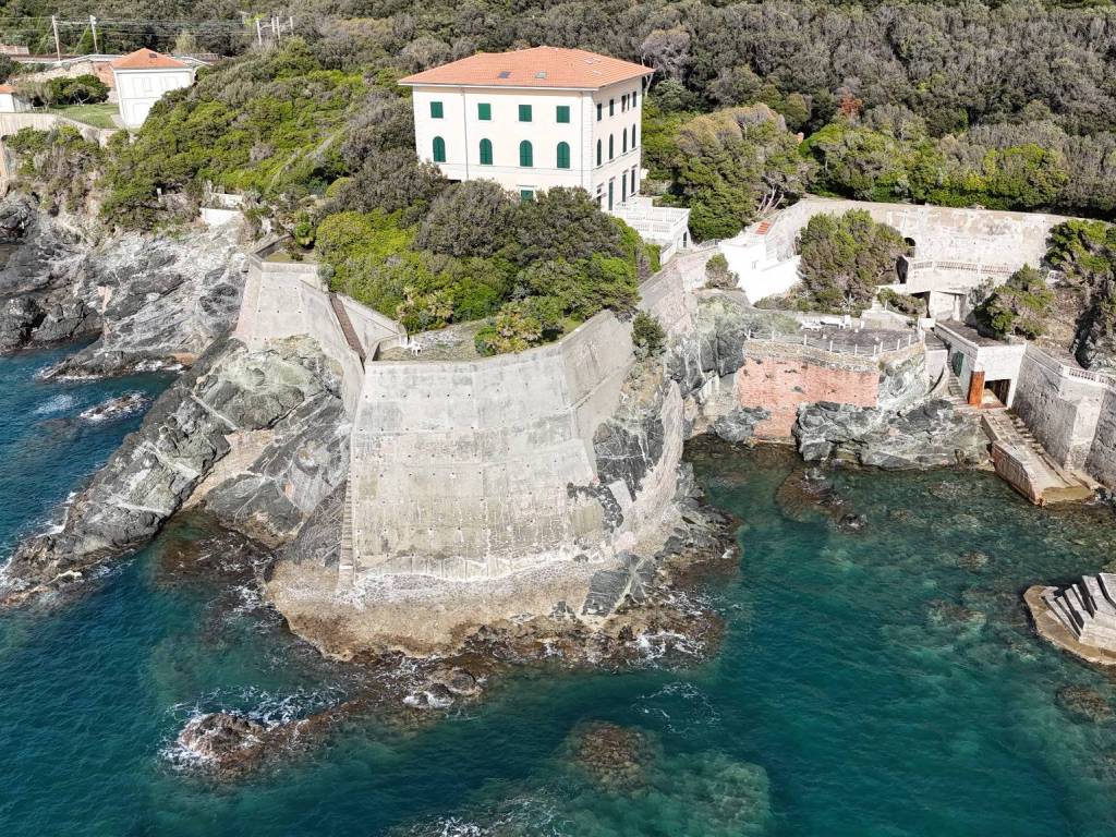 Villa a Rosignano marittimo in Via Aurelia, 1081 - Foto 3