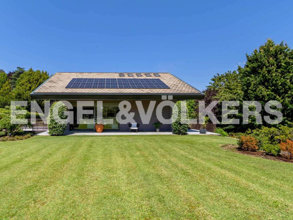 Villa a Bisuschio in Via Niccolò Machiavelli - Foto 3