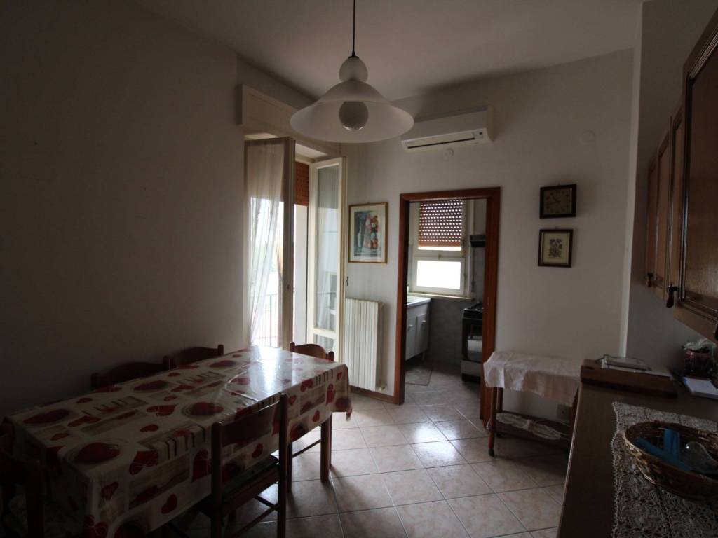 Appartamento a Jesi in Via Gioacchino Rossini, 35 - Foto 3