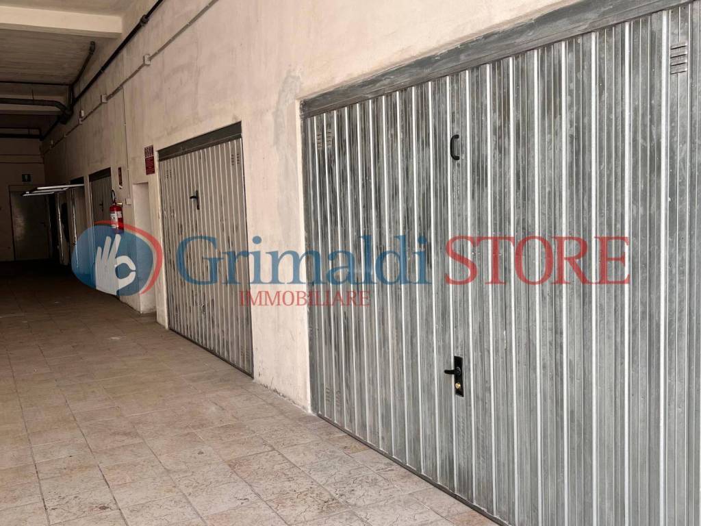 Box / garage a Lecce in Via Ettore D'Amore, 16 - Foto 3