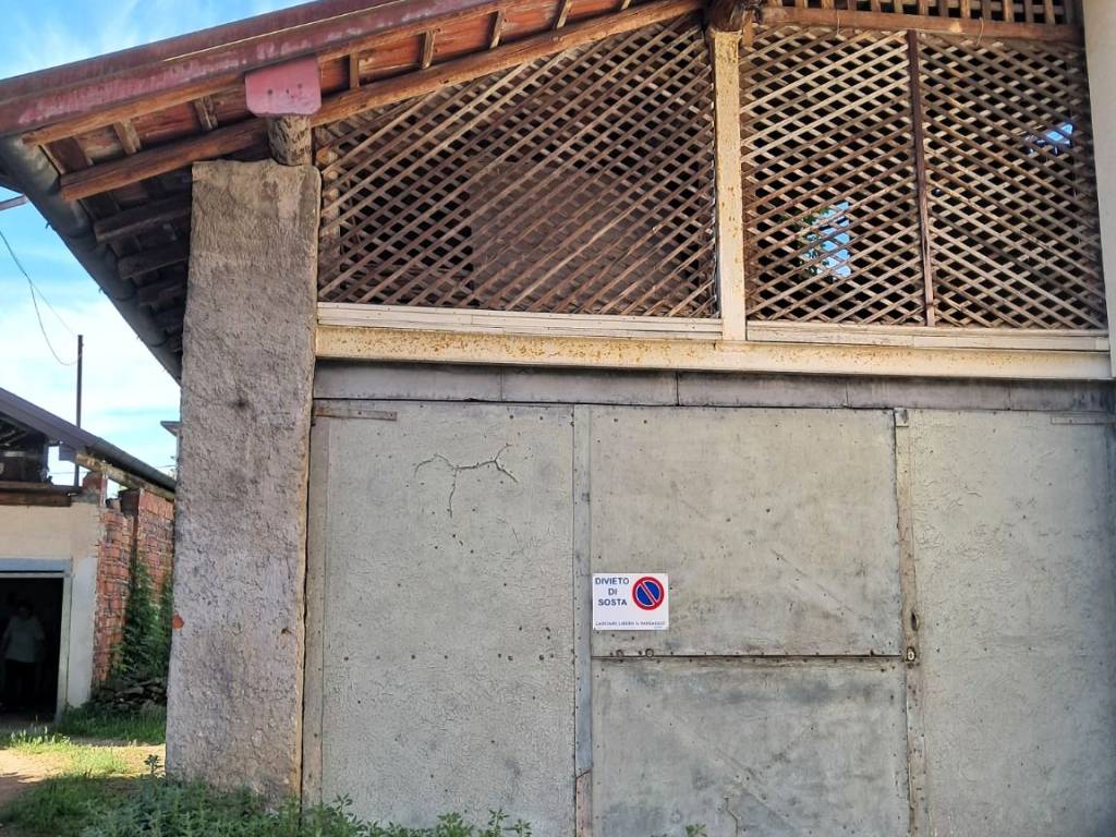 Casa indipendente a Besozzo in Via Solferino - Foto 2