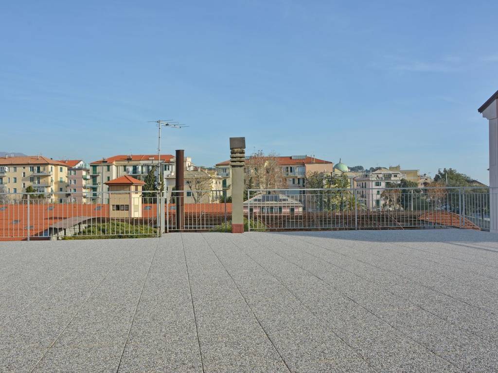 Appartamento a Albissola marina in Via Piero Casarino - Foto 4