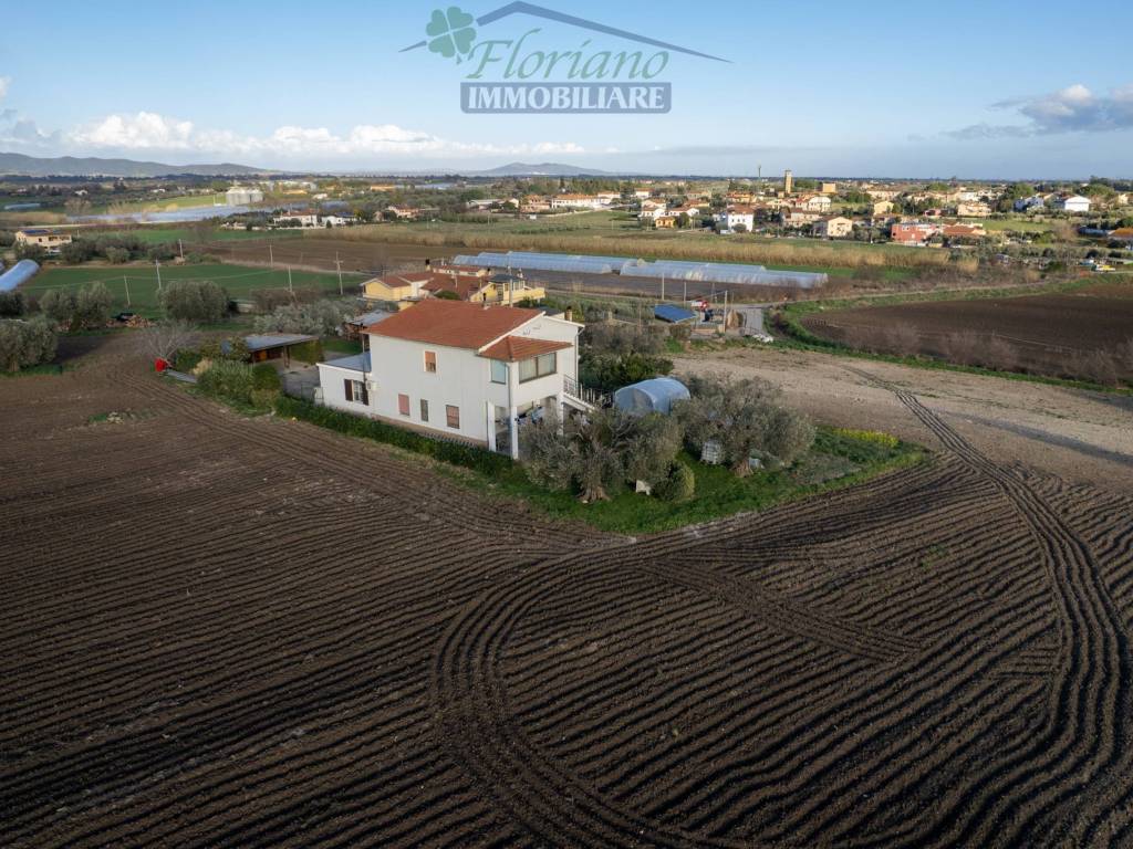 Rustico / casale a Montalto di castro in Località Ara Vecchia - Foto 2