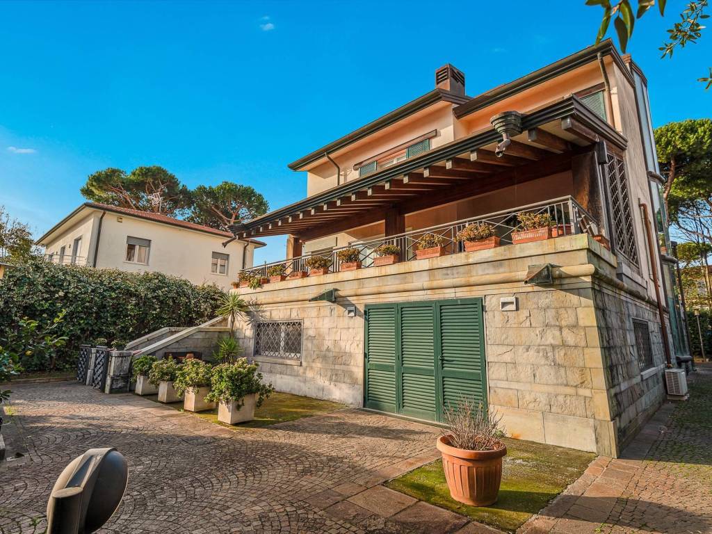 Villa a Camaiore in Via F. Gasparini, 56 - Foto 4