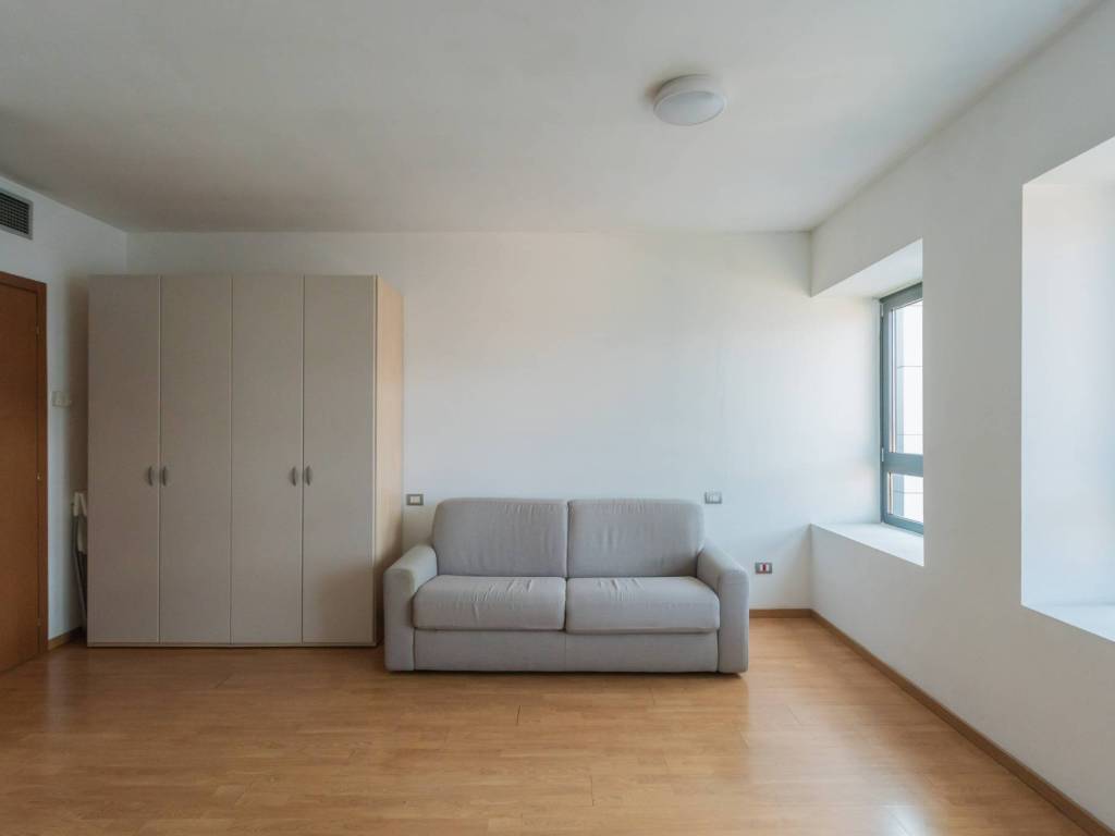 Appartamento a Desio in Via Alessandro Volta, 98 - Foto 2