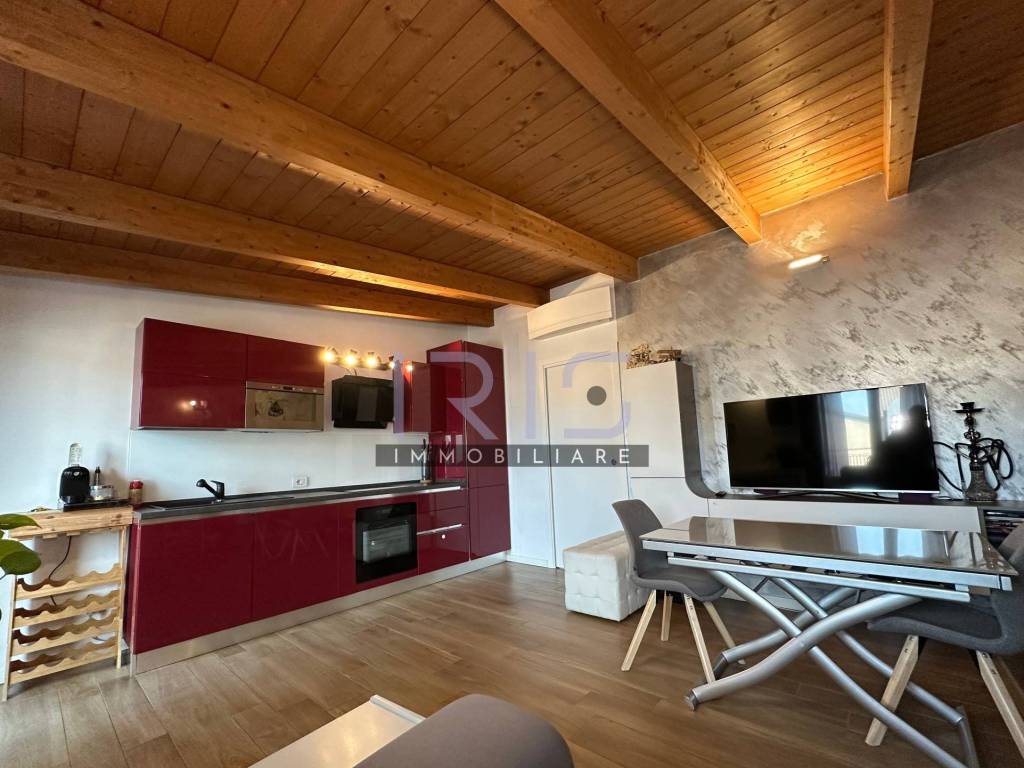 Appartamento a Cesano maderno in Via Trieste - Foto 4