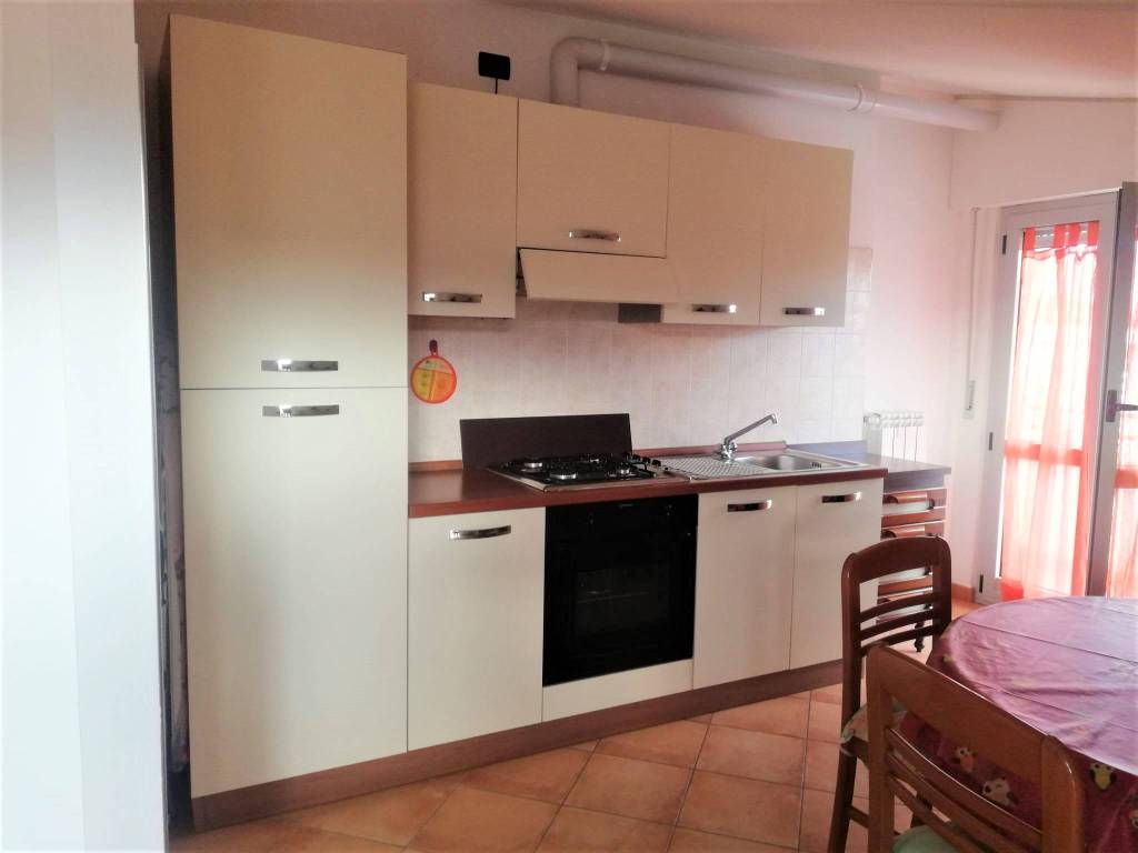 Appartamento a Montesilvano in Via Liri - Foto 5