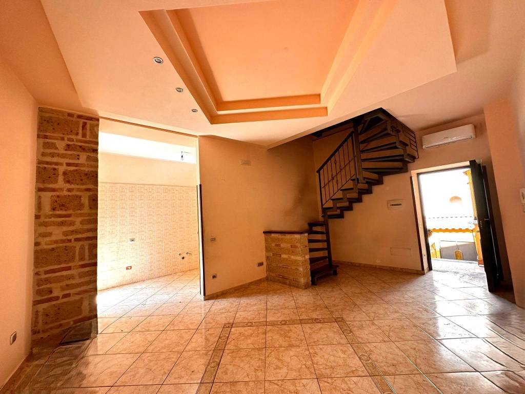 Casa indipendente a Maddaloni in Via Sant'Antonio Abate, 25 - Foto 5