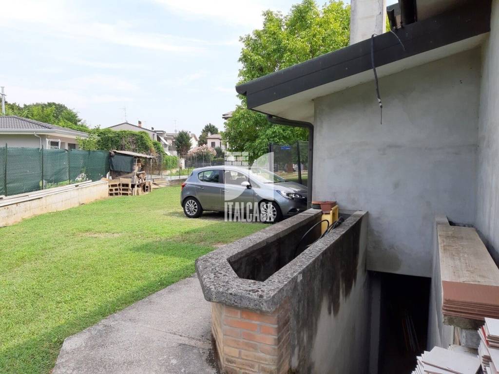 Villa a Porto mantovano in Via Edison - Foto 3