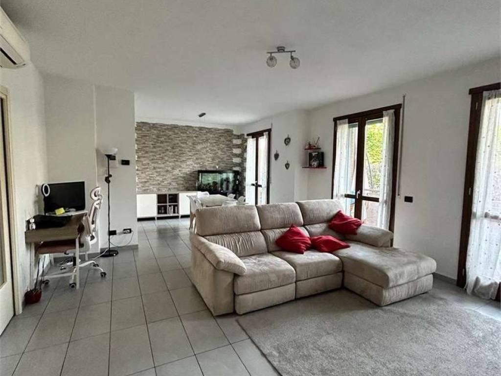 Appartamento a Casatenovo in Via Don Corti , 12/A - Foto 3