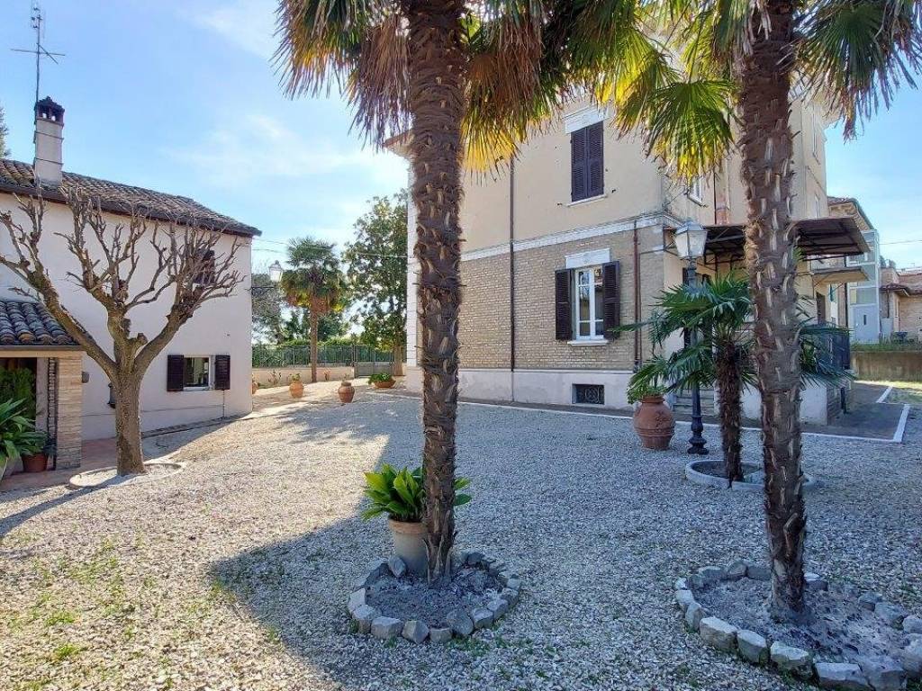 Villa a Ostra in Viale Giacomo Matteotti - Foto 4