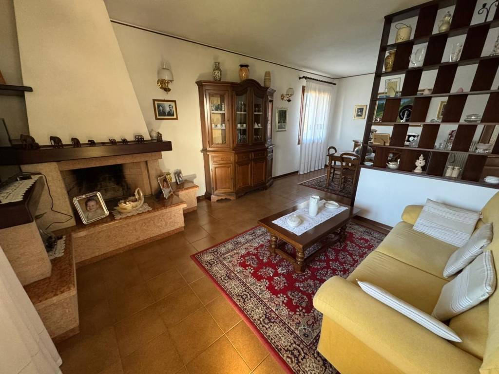 Villa a Trevignano in Via Risorgimento - Foto 2