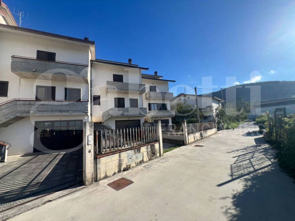 Villetta a schiera a Isernia in Corso Risorgimento, 35 - Foto 2