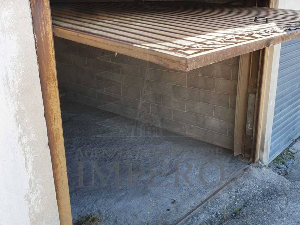 Box / garage a Ventimiglia in Via Maneira, 22 - Foto 3