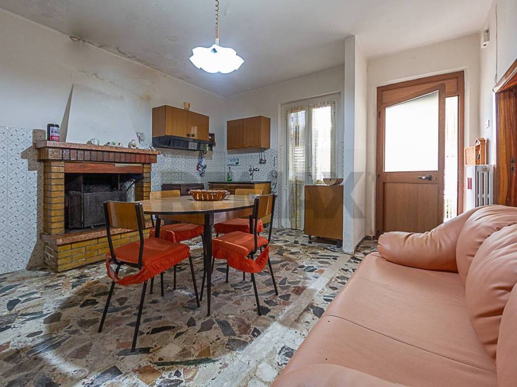 Casa indipendente a Miglianico in c.da Piane San Pantaleone, 175 - Foto 4