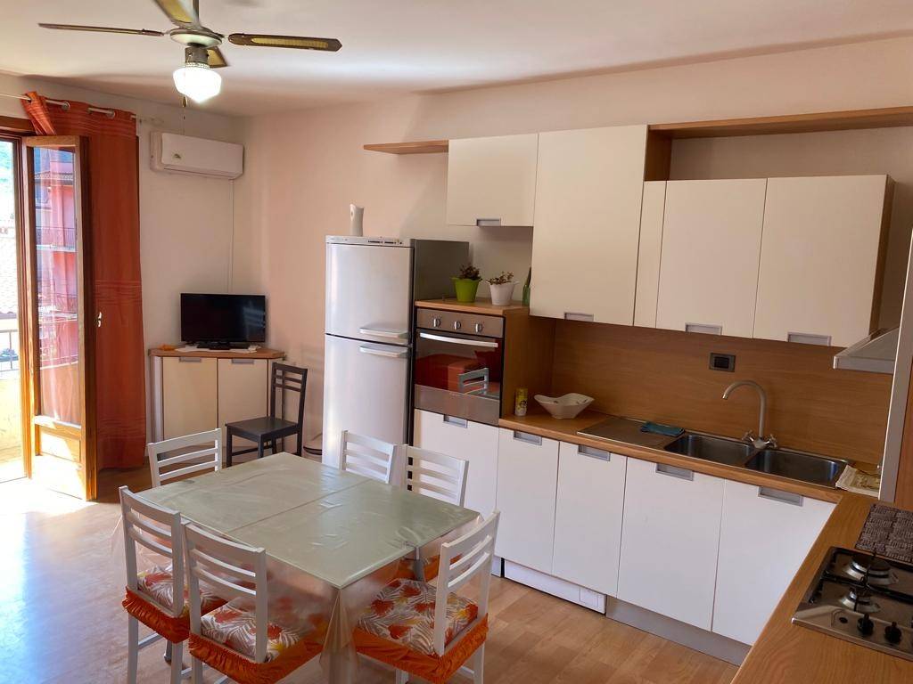 Appartamento a Oliveri in Via Gaspare Amodeo, 96 - Foto 4