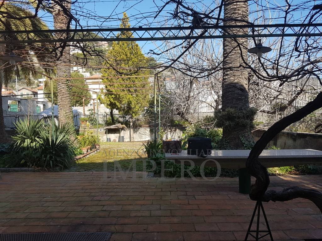 Villa a Ventimiglia in Via Basso, 1 - Foto 4