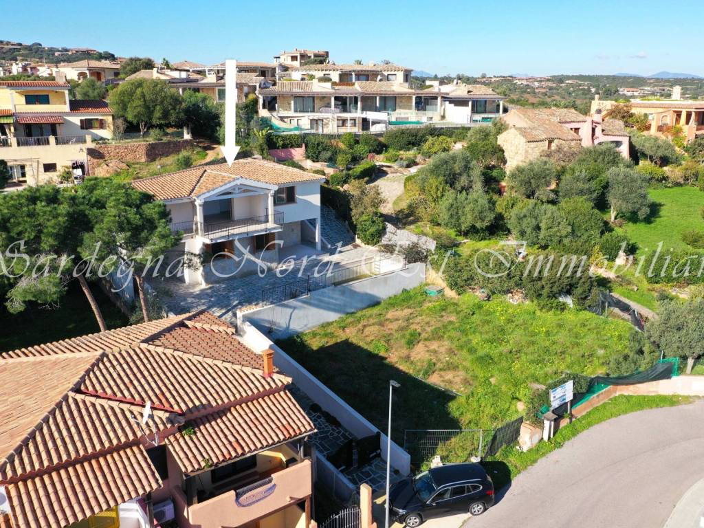 Villa a Loiri porto san paolo in Via Donatello - Foto 5