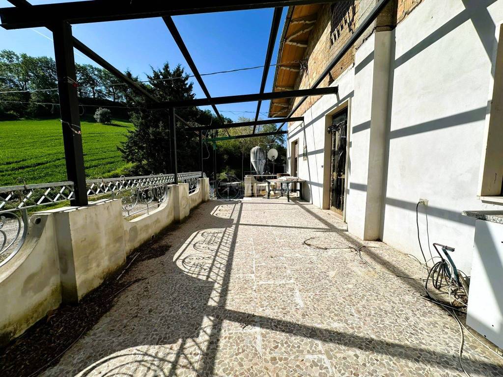 Rustico / casale a Bellante in Via Luigi Pirandello 4 - Foto 3