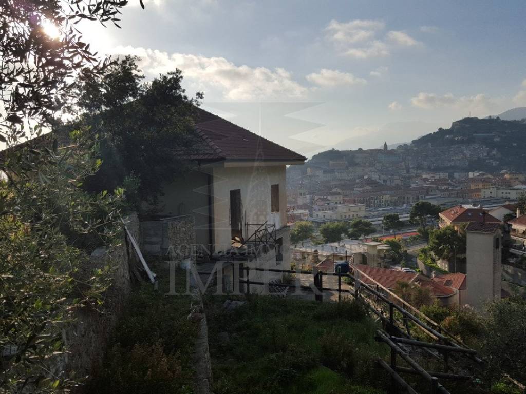 Villa a Ventimiglia in Via Maule, 2 - Foto 2
