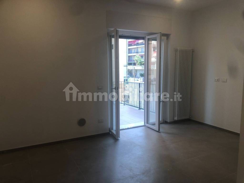 Appartamento a Varazze in Via Francesco Cilea, 9 - Foto 3