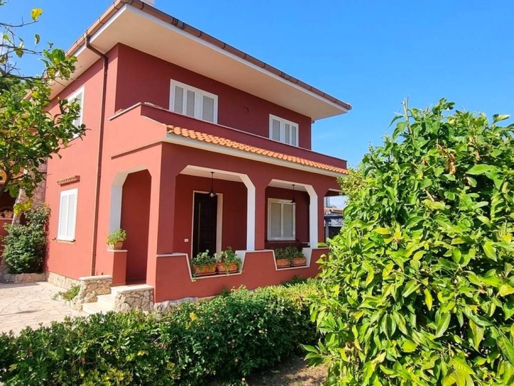Villa a San felice circeo in Via San Felice Circeo - Foto 2