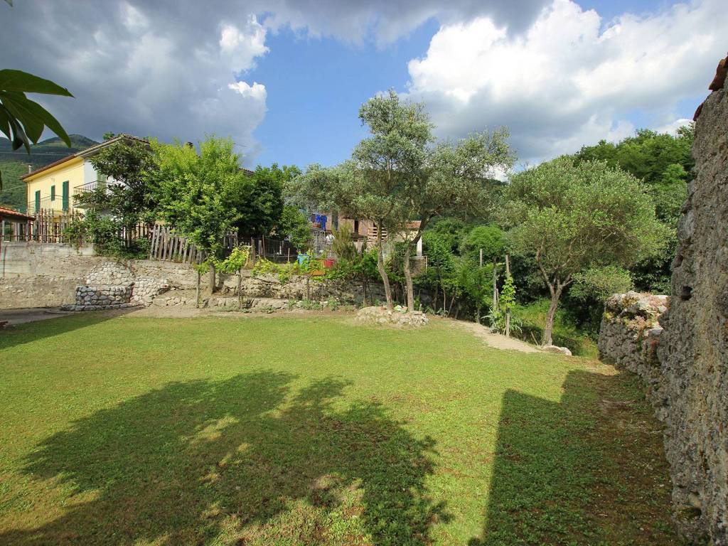 Casa indipendente a Cantalice in Via Silvio Pellico - Foto 4
