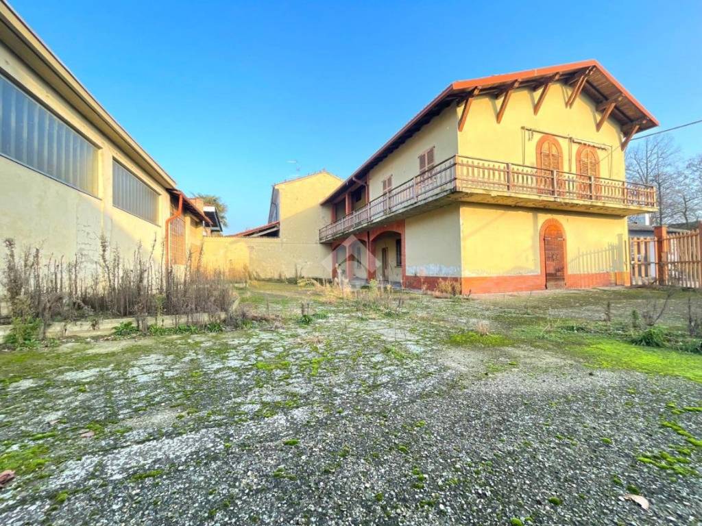 Casa indipendente a Castelleone in Via Quadelle, 8 - Foto 3