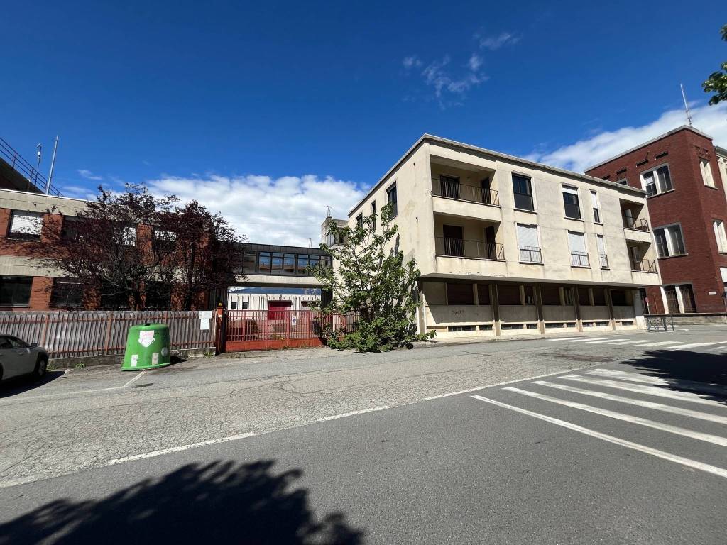 Palazzo / stabile a Biella in Via Salvo D'Acquisto, 4 - Foto 2