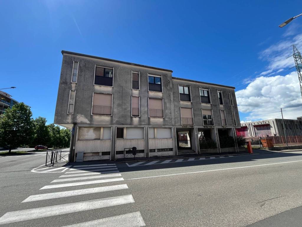 Palazzo / stabile a Biella in Via Salvo D'Acquisto, 4 - Foto 5