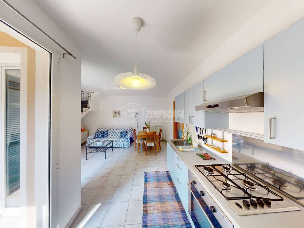 Appartamento a Albenga in Via Cav. F. Perseghini 30 - Foto 3