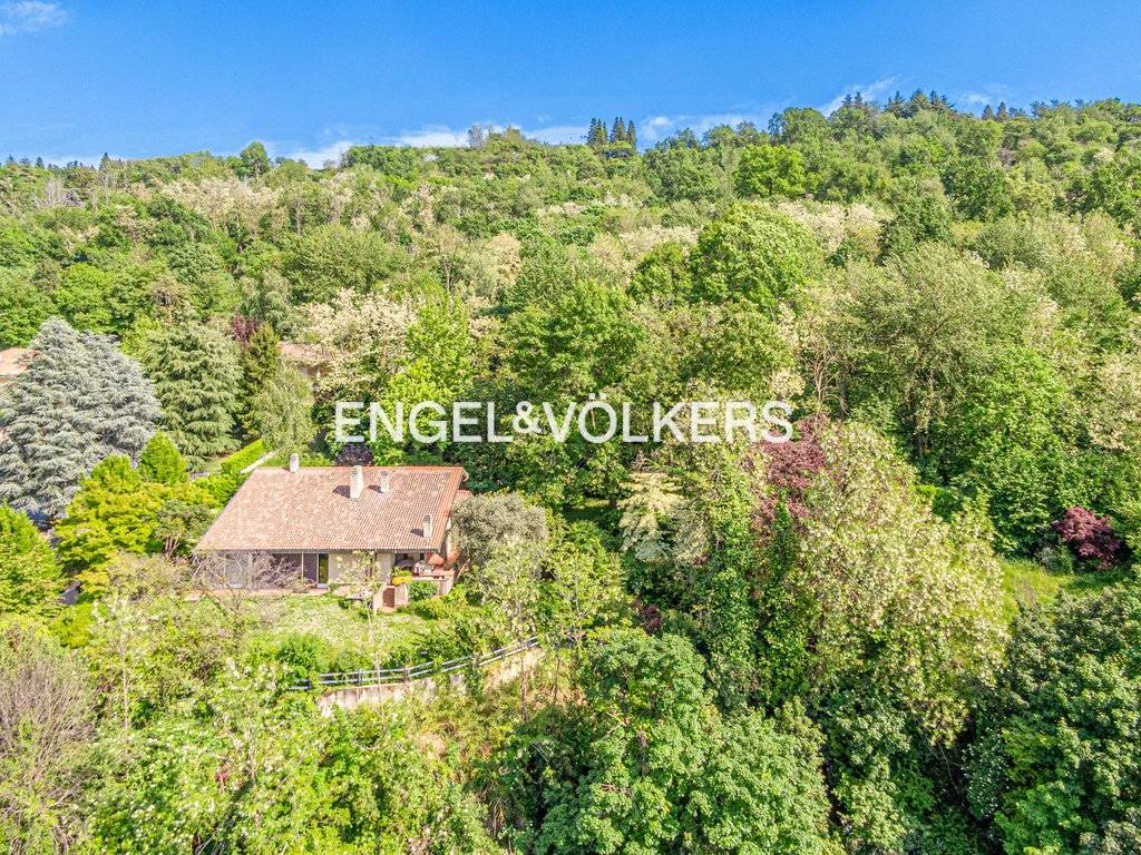 Villa a Barzanò in Via Generale Giuseppe Sirtori, 42 - Foto 3