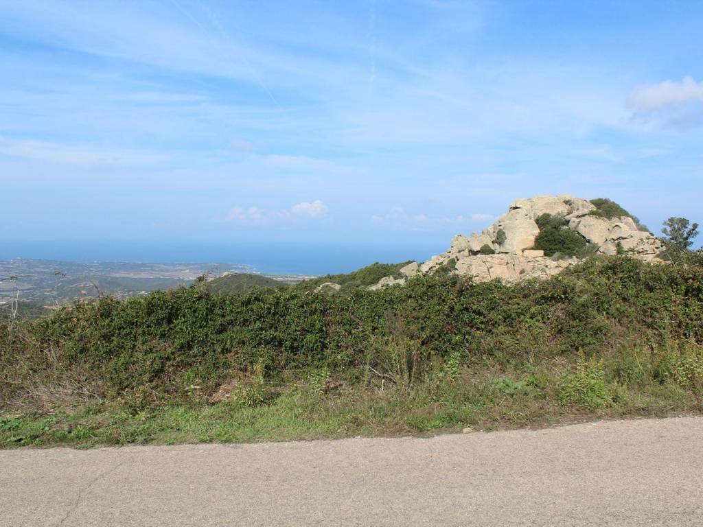 Terreno a Aglientu in Strada panoramica s.n.c - Foto 2