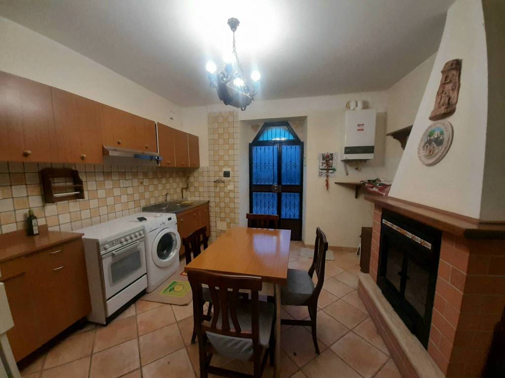 Casa indipendente a Pescorocchiano in Via Granara - Foto 3