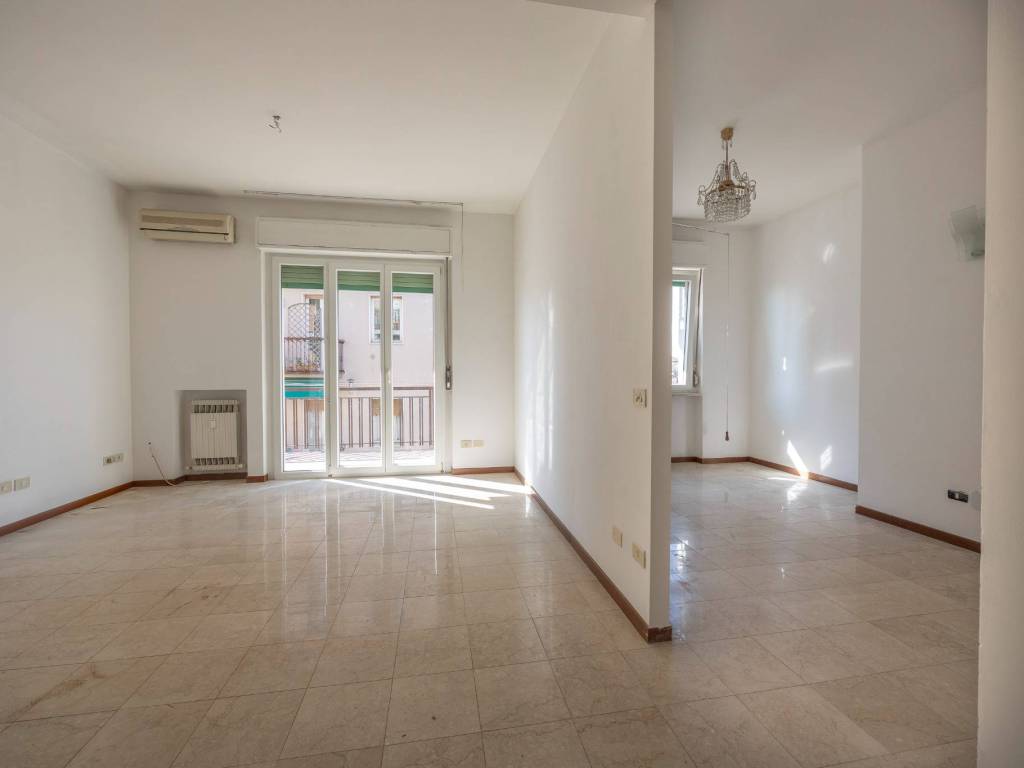 Appartamento a Verona in Via Achille Sacchi, 22 - Foto 4