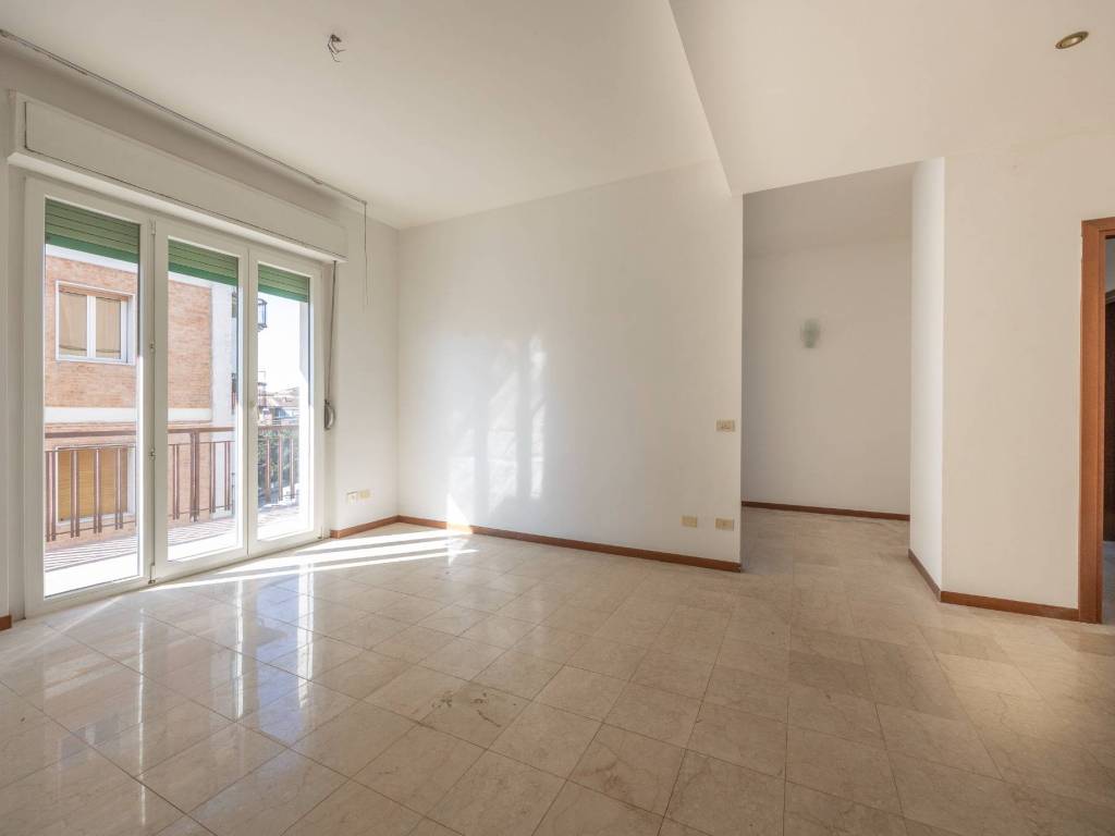 Appartamento a Verona in Via Achille Sacchi, 22 - Foto 5