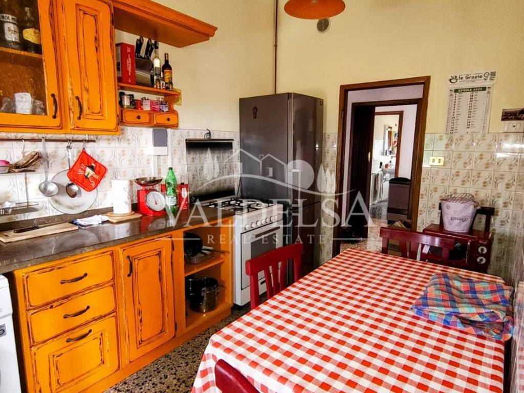 Appartamento a Poggibonsi in Via Redipuglia, , 53036 - Foto 4