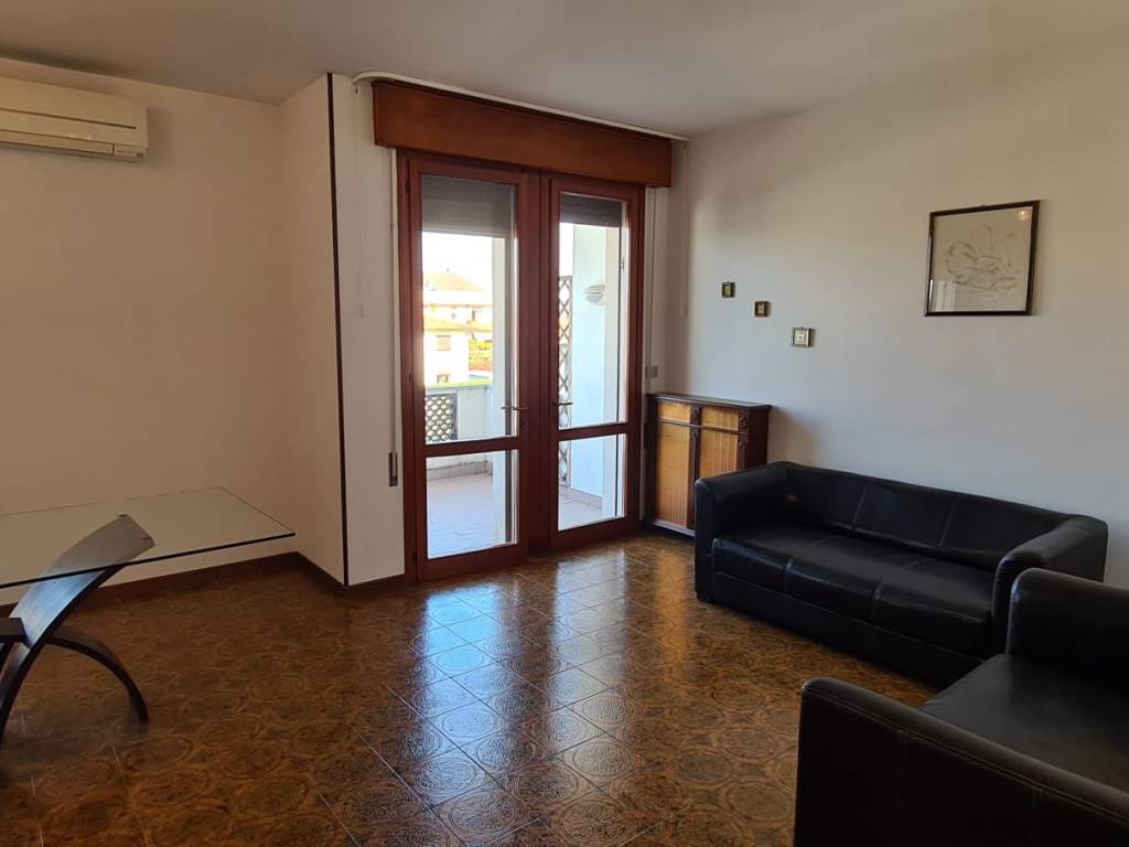 Appartamento a Selvazzano dentro in Via Sant'Agnese - Foto 3