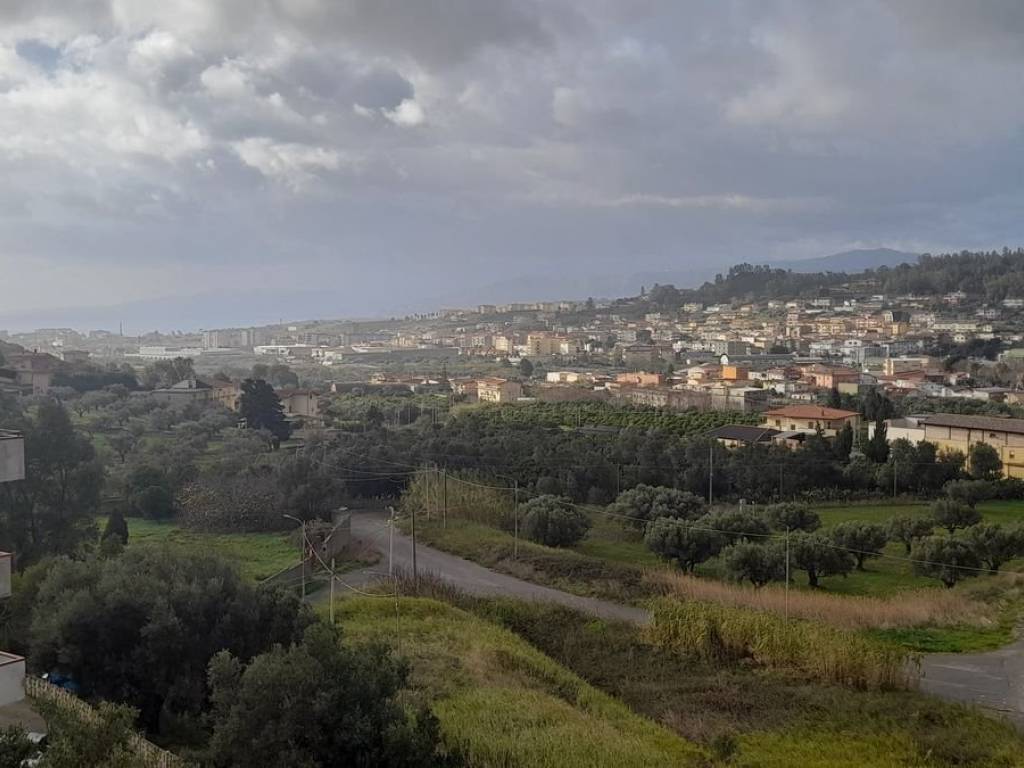 Rustico / casale a Catanzaro in Via Sicilia S.N.C. - Foto 3