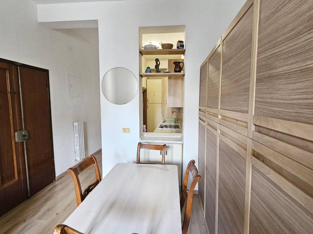 Appartamento a Poggibonsi in Strada Regionale di Val d'Elsa - Foto 2