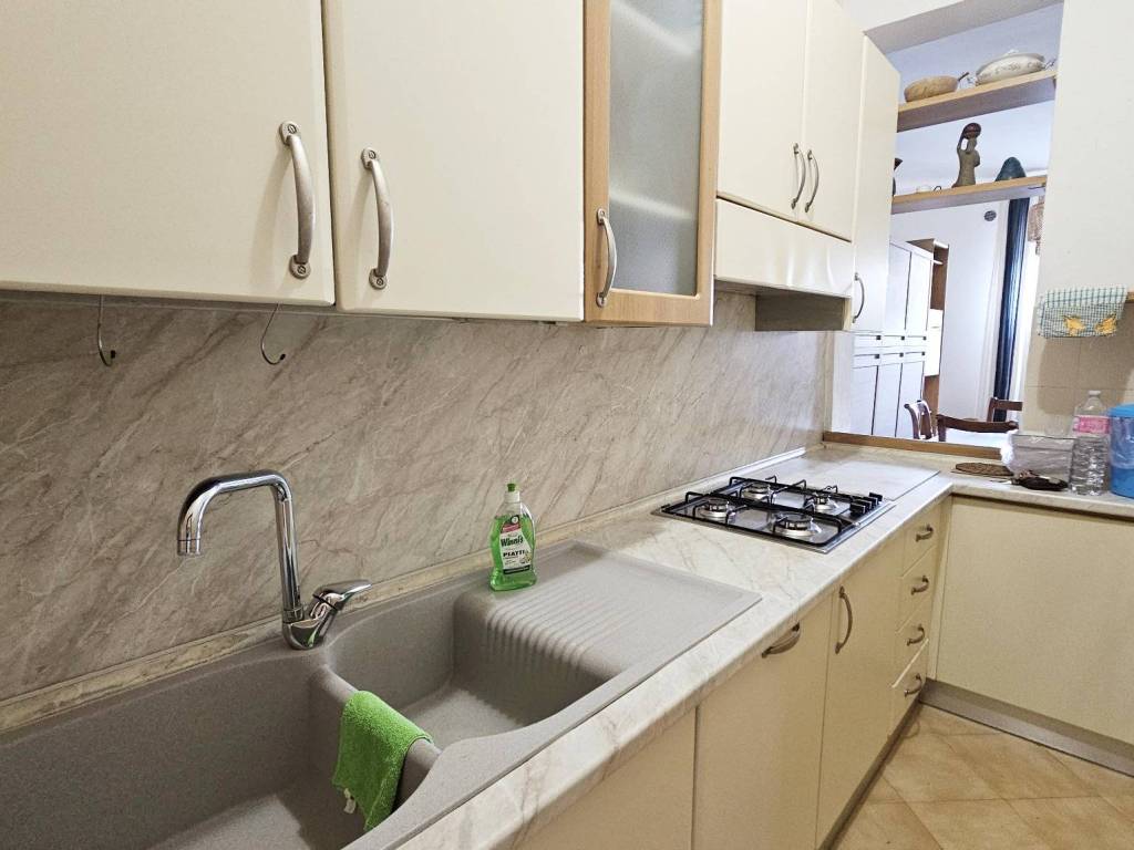 Appartamento a Poggibonsi in Strada Regionale di Val d'Elsa - Foto 4