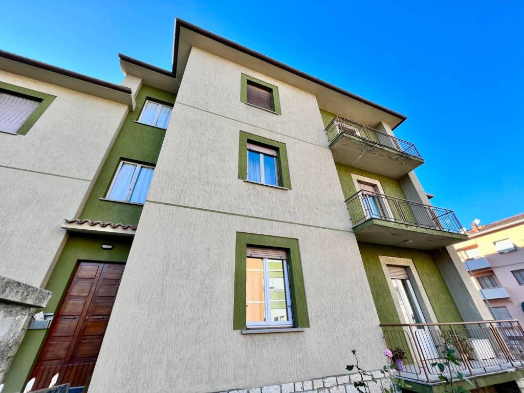 Appartamento a Fabriano in VIA DON PETRUIO - Foto 2