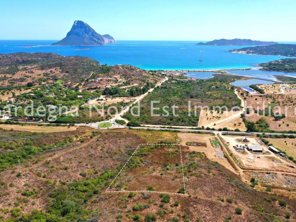 Terreno a Loiri porto san paolo in Via Nazionale - Foto 2